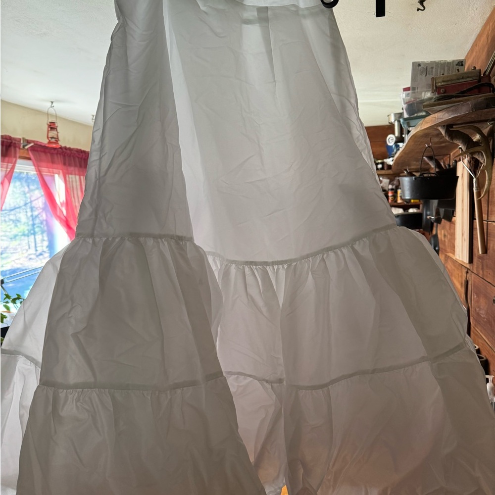 David’s bridal petticoat